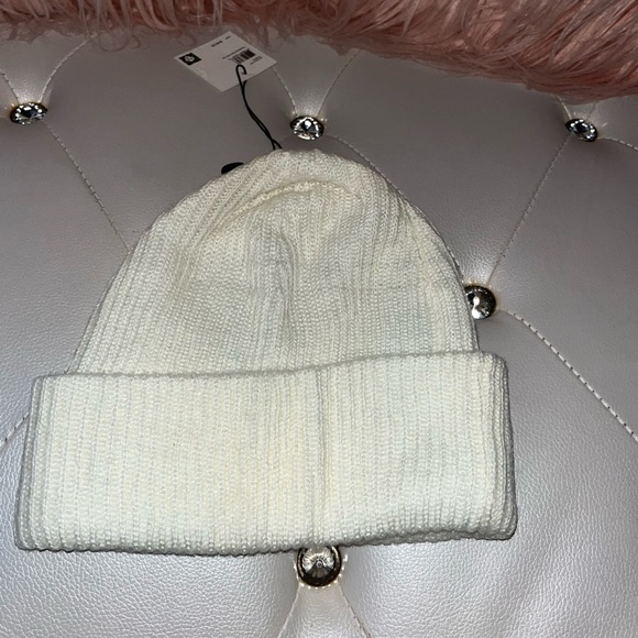 Anne Klein Fisherman Ribbed Cuffed Quartz Ivory Hat O/S - Picture 8 of 11